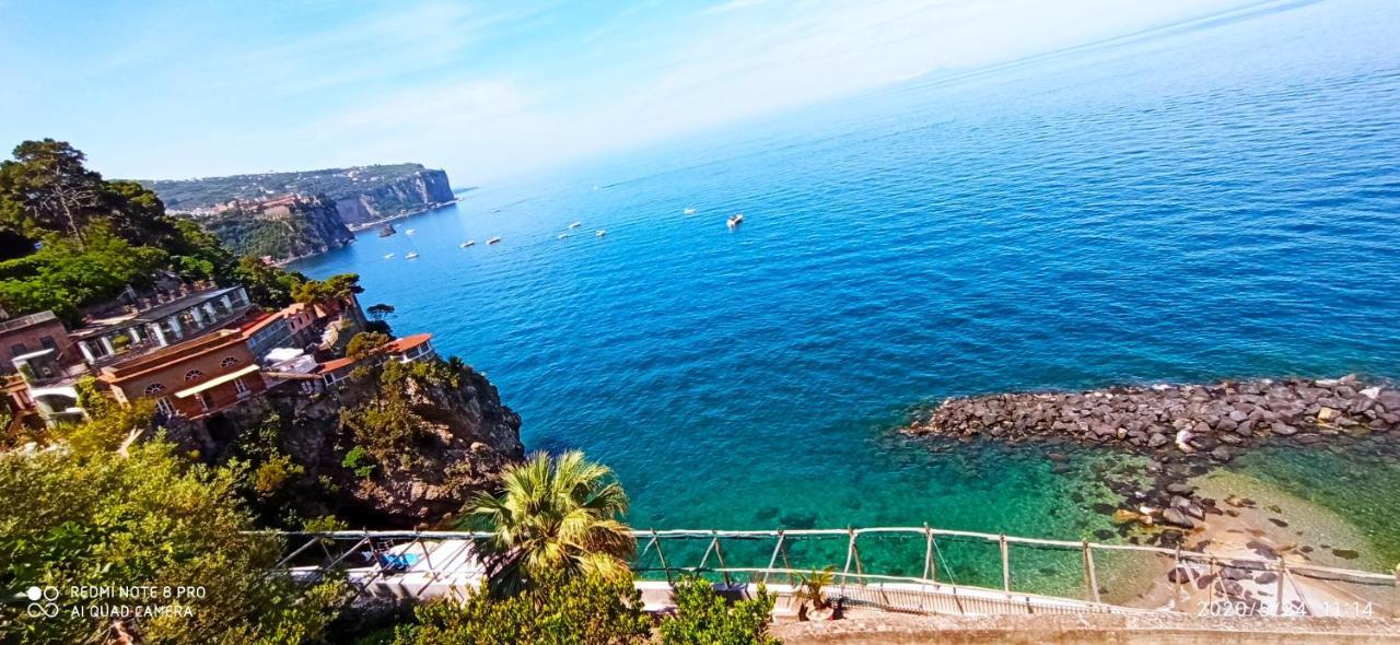 La Villa Degli Dei - Guest House Castellammare di Stabia Buitenkant foto