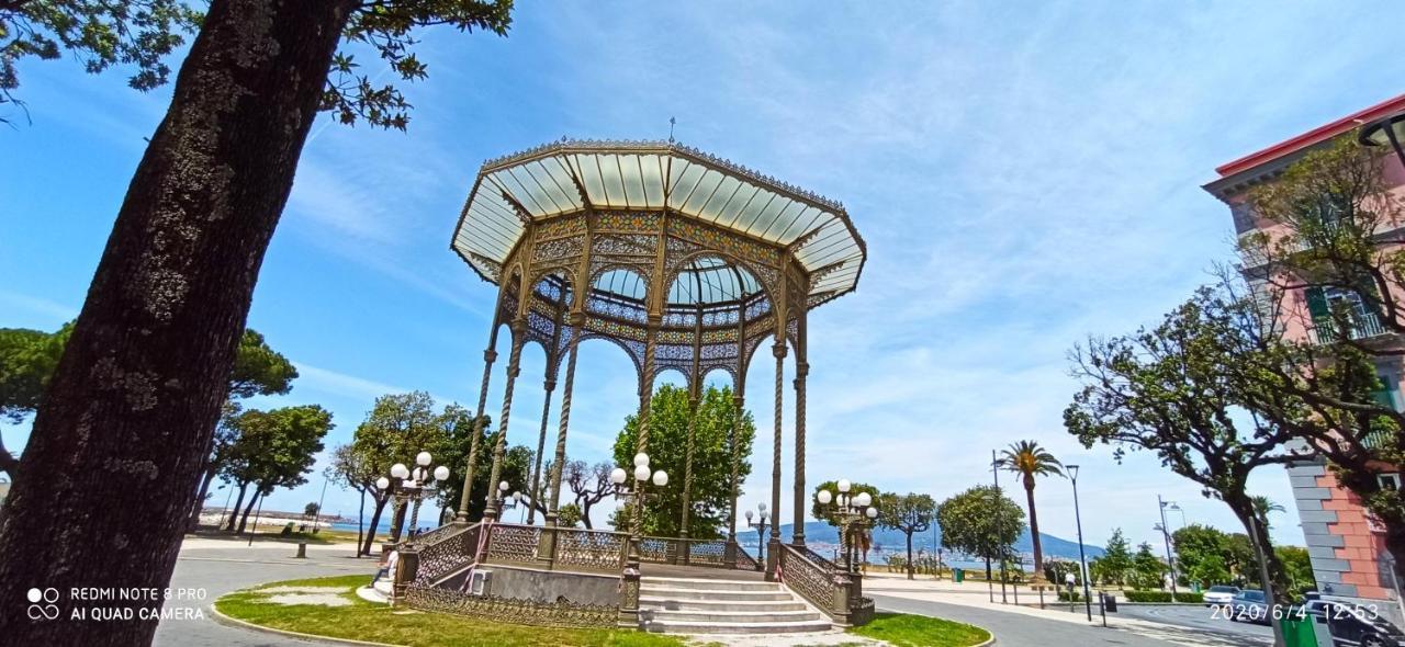 La Villa Degli Dei - Guest House Castellammare di Stabia Buitenkant foto