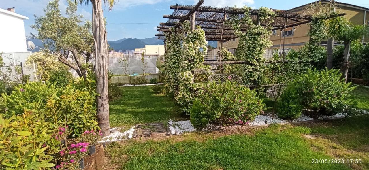 La Villa Degli Dei - Guest House Castellammare di Stabia Buitenkant foto